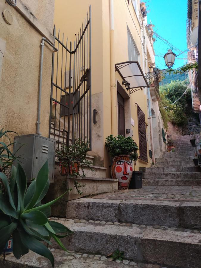 Casa Bianca - Luxury With Balcony In The City Centre Taormina Exteriér fotografie